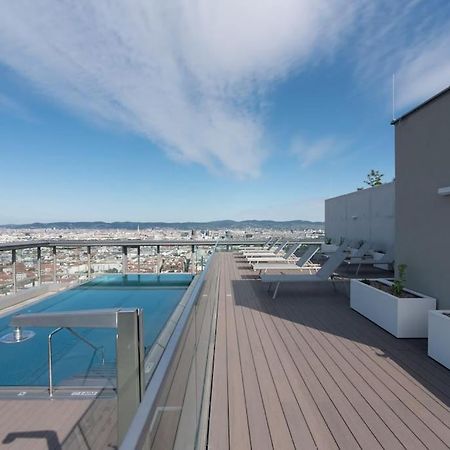 Apartamento Hoch Hinaus, Neu Und Stilvoll Mit Pool Am Dach Viena Exterior foto